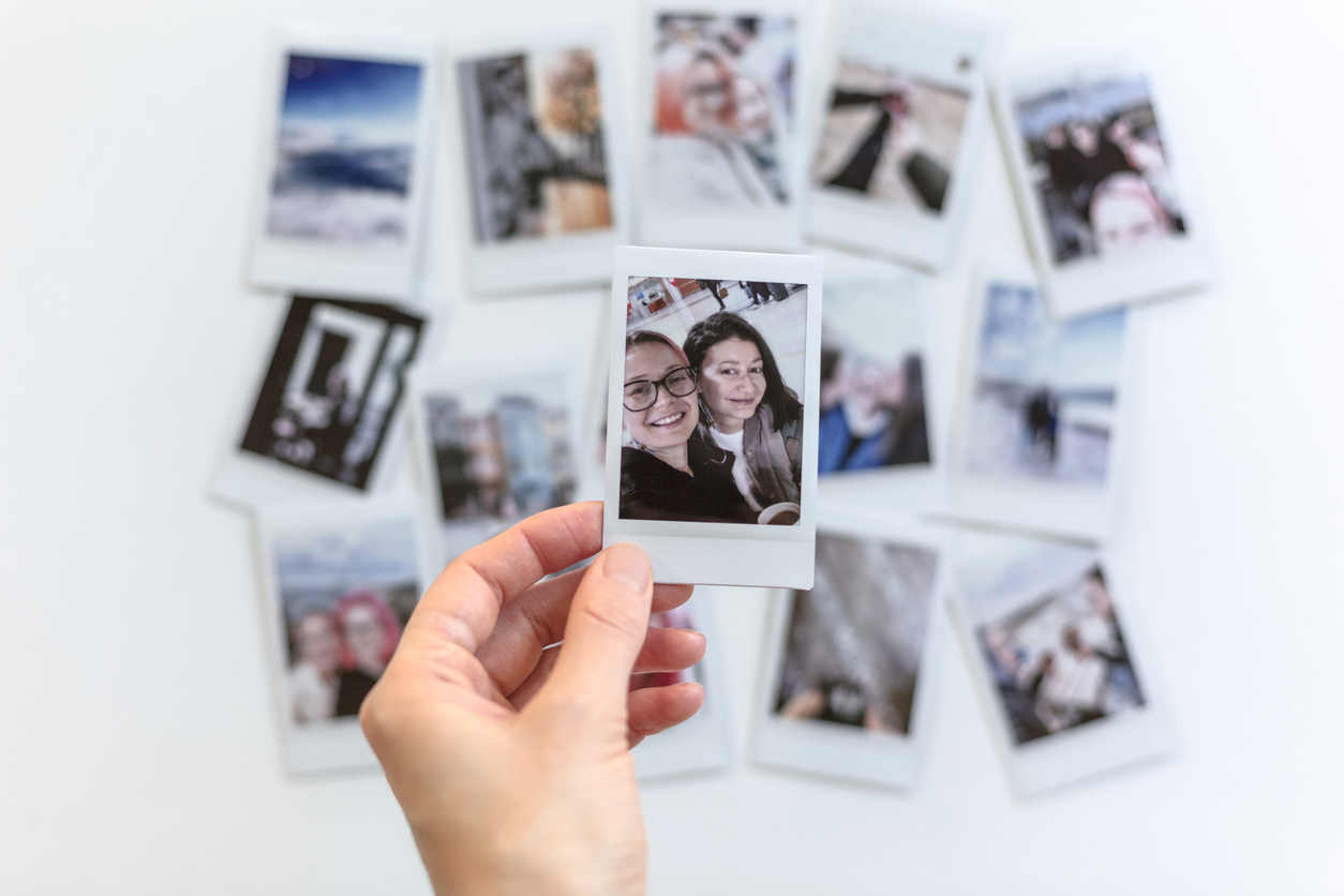 Student looking at photos from home